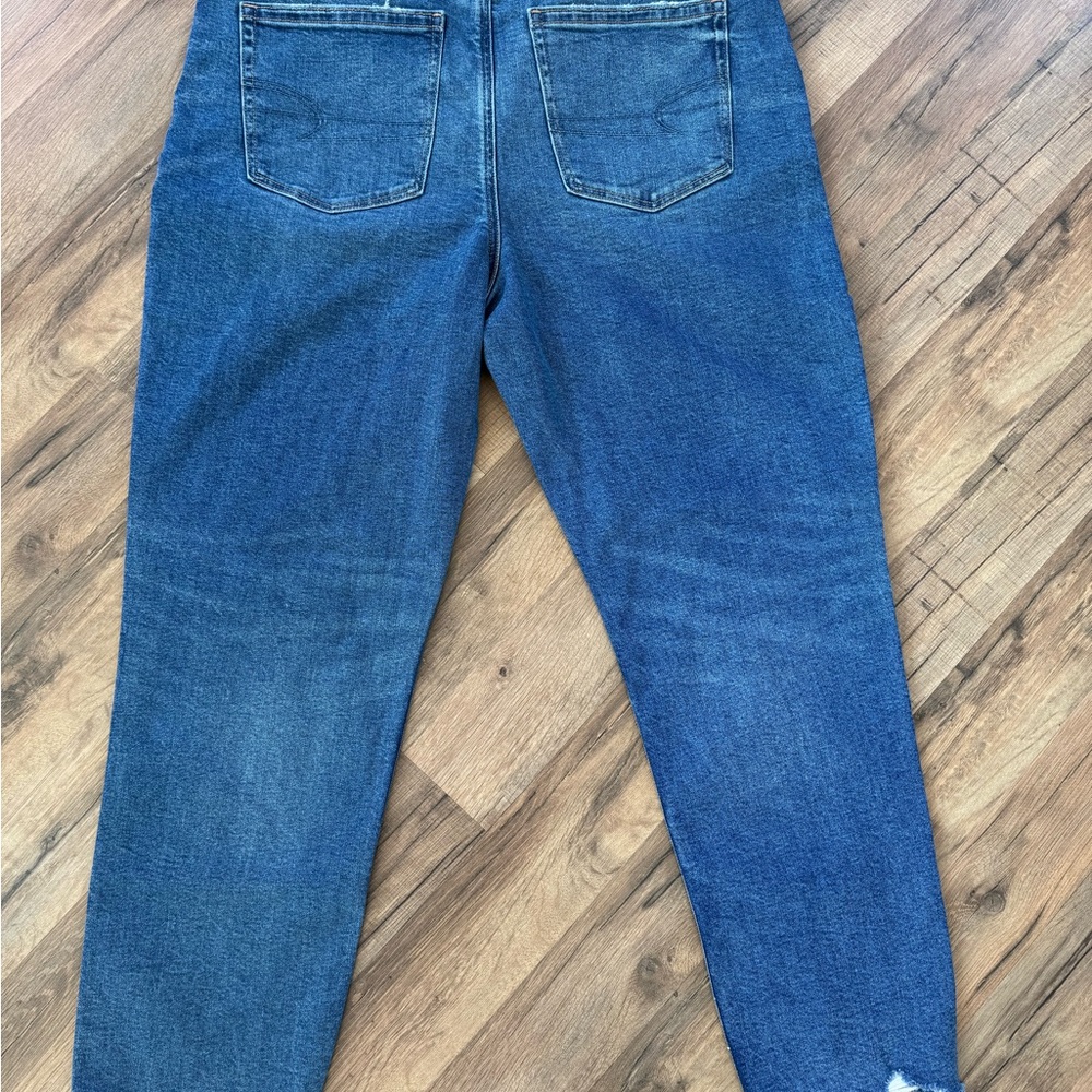 American Eagle Outfitters Blue MOM Jean NWT - Picture 11 of 11